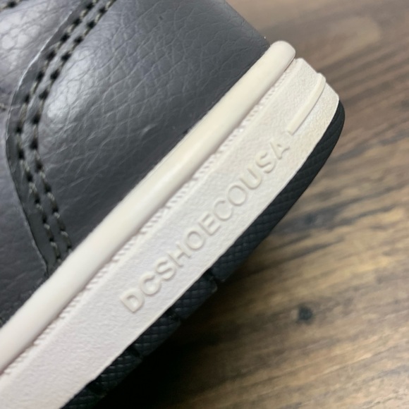 Toddler DC high top shoes - Picture 5 of 5